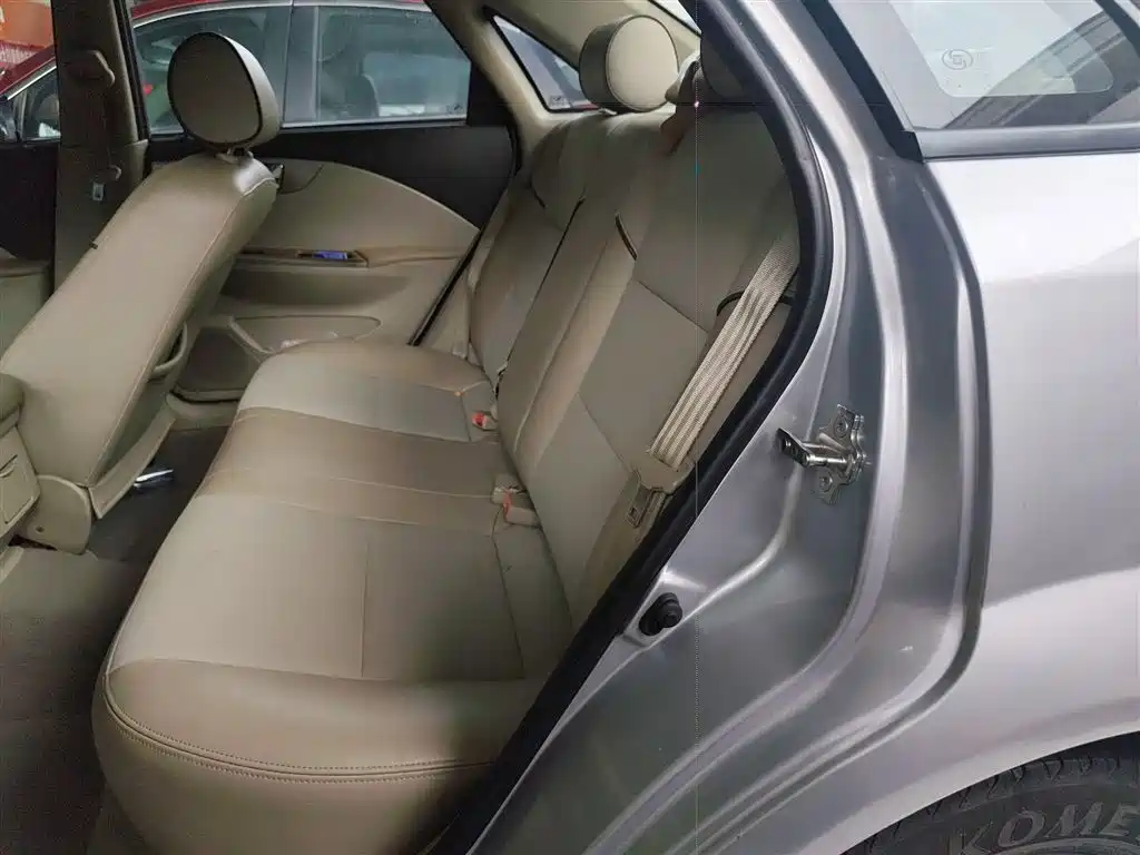 Buick Excelle 2015 1.5L Automatic Classic фото 17