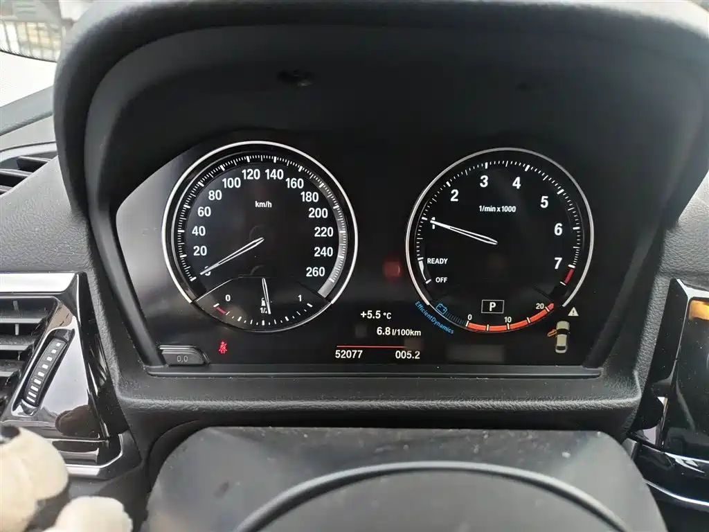 BMW 1 Series 2021 120i M Sport Shadow Edition фото 4