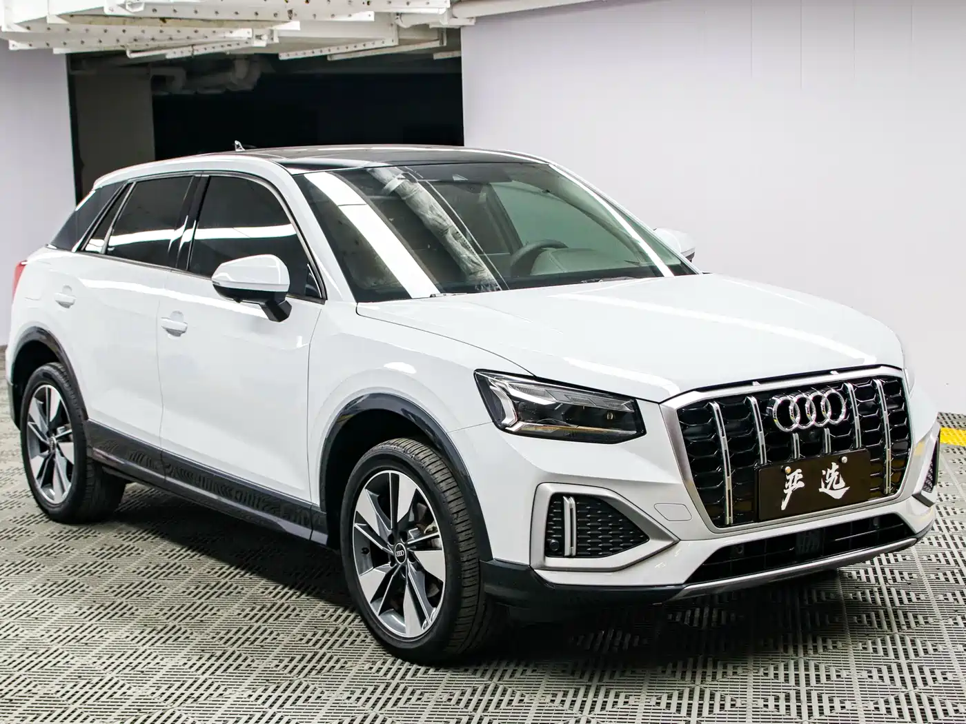Audi Q2L 2022 35 TFSI Fashion Elegance фото 3