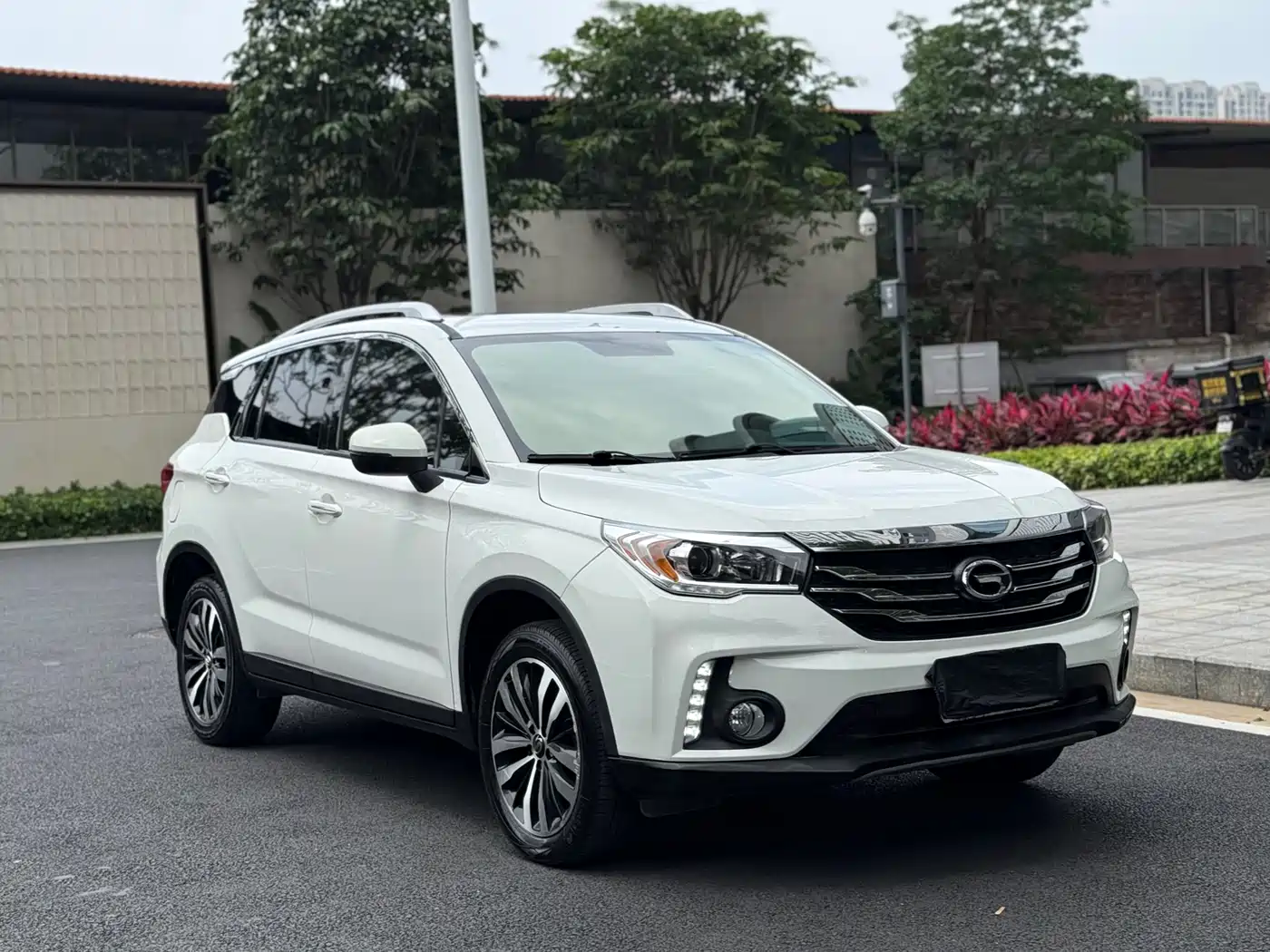 GAC Trumpchi Trumpchi GS4 2016 235T Manual Luxury Edition фото 3