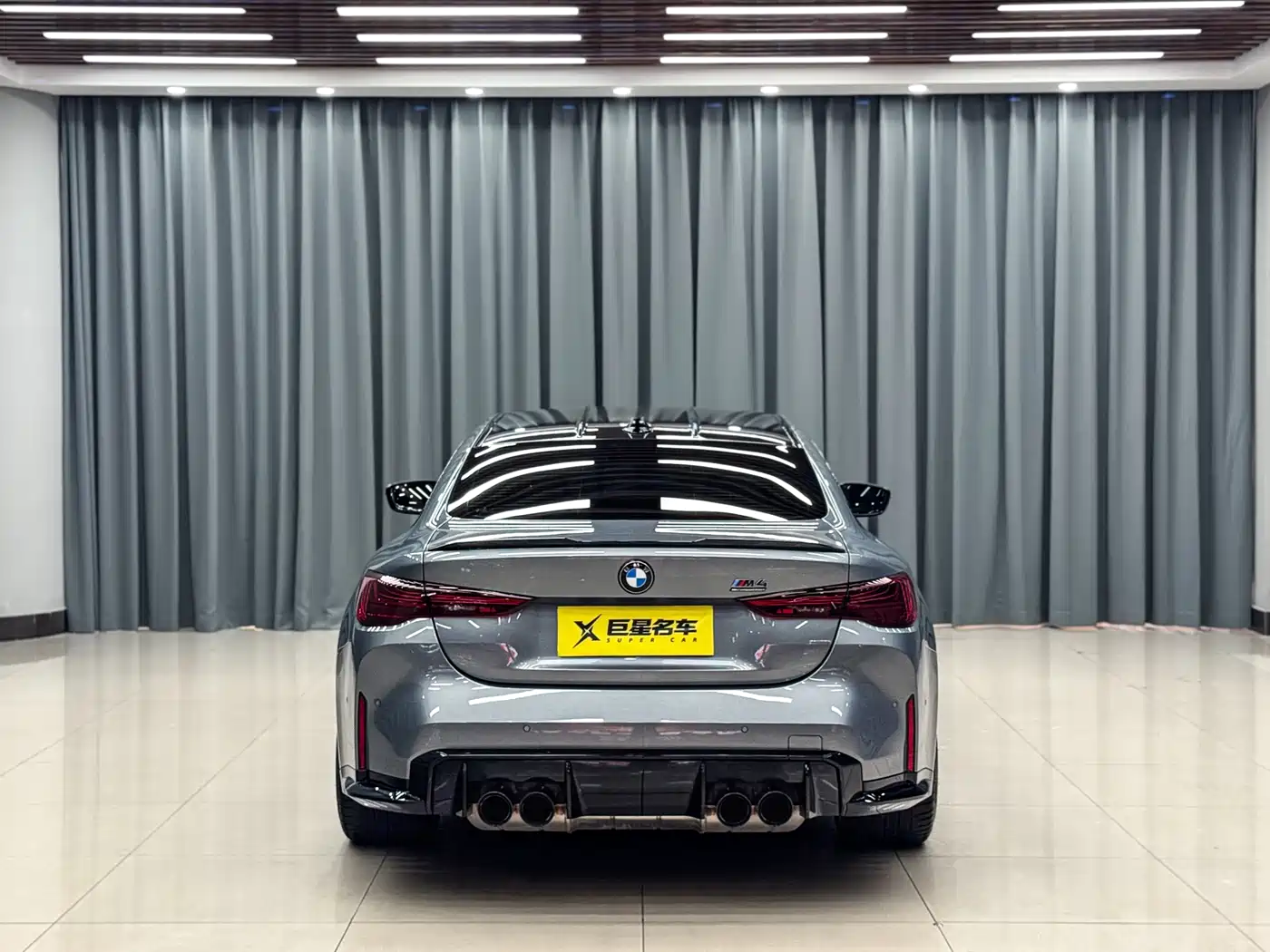 BMW M4