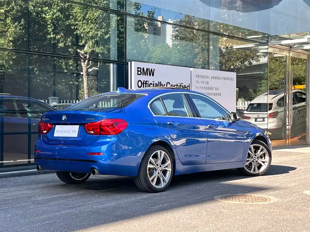 BMW 1 Series 2018 120i Design Package фото 2