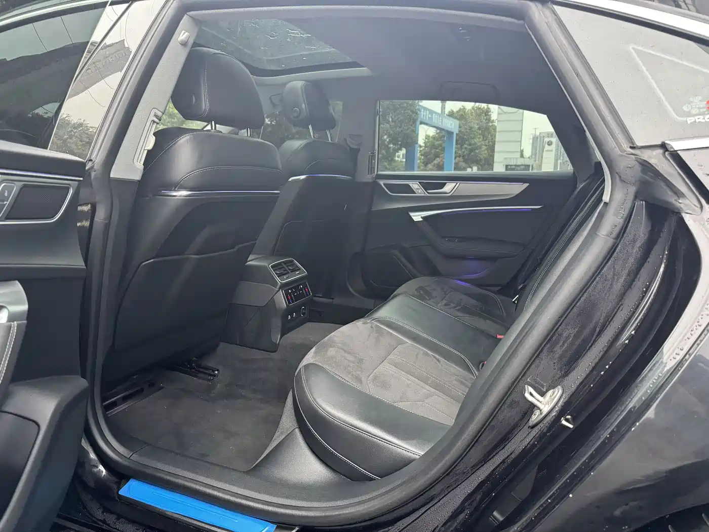 Audi A7L 2024 45 TFSI Luxury фото 7