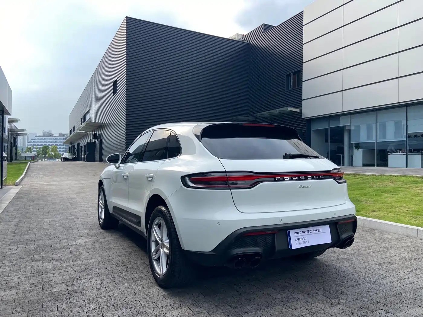Porsche Macan 2024 Macan 2.0T фото 7