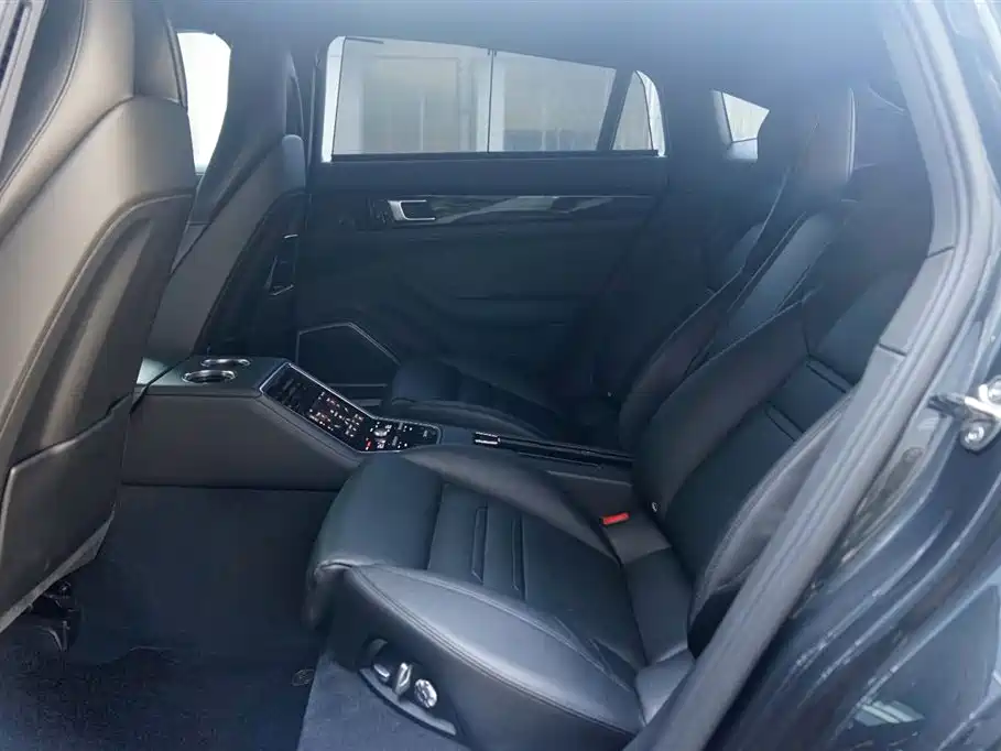 Porsche Panamera 2017 Panamera Executive Long Wheelbase 3.0T фото 9