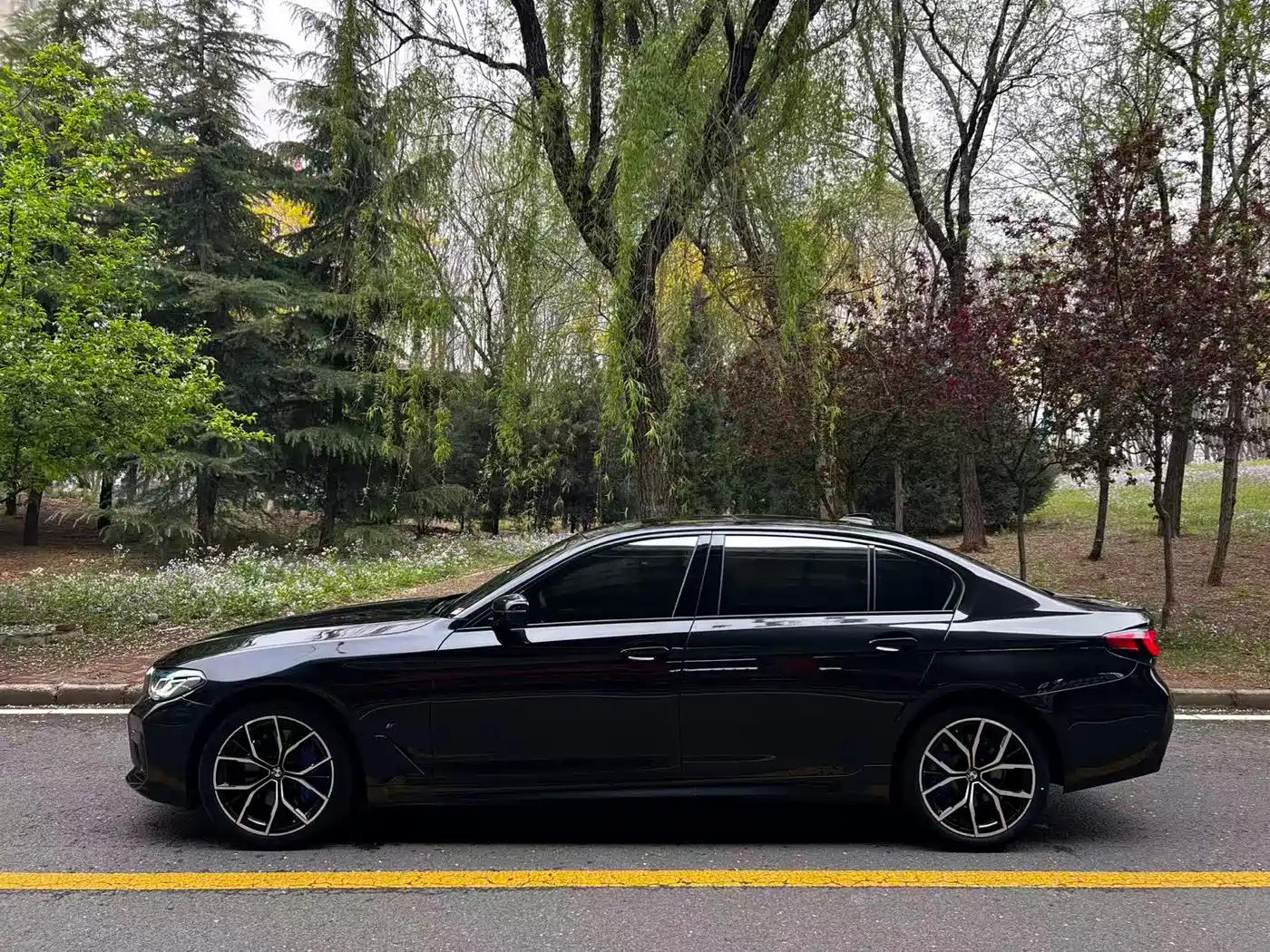 BMW 5 Series 2022 Model Third Facelift 530Li Premium M Sport Package фото 3