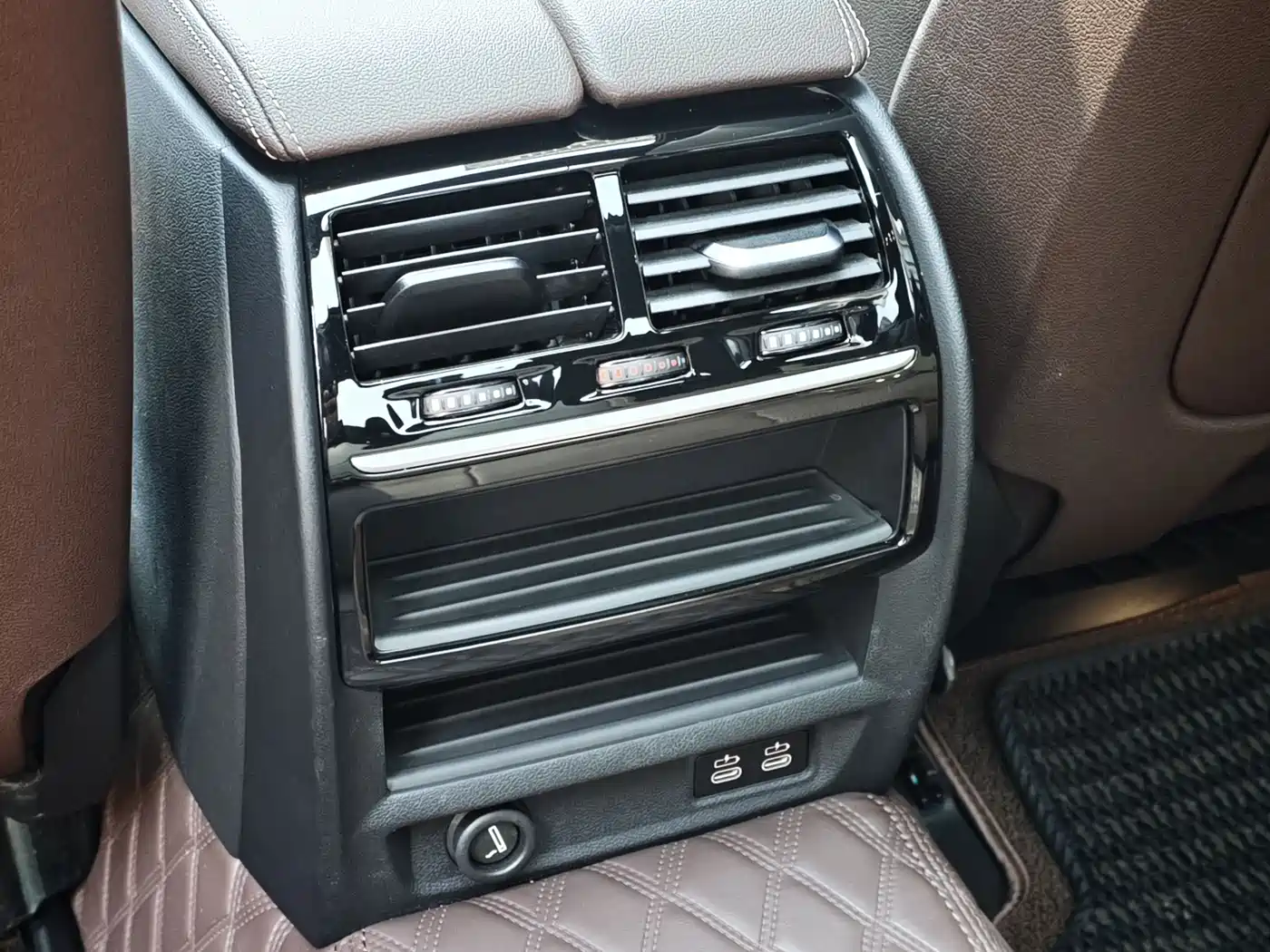 BMW 5 Series 2021 530Li Leading Luxury Package фото 31