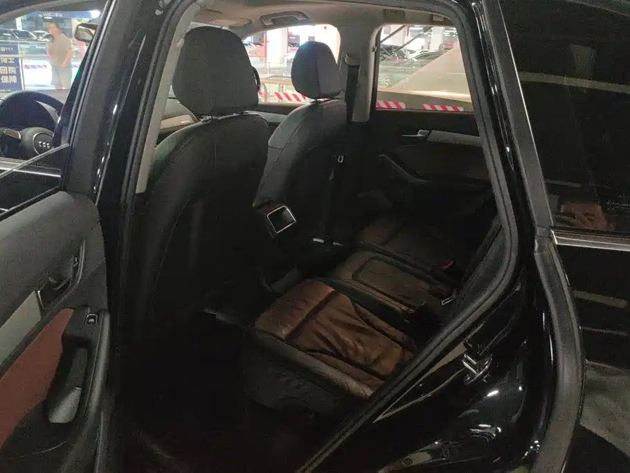 Audi Q5 2018 2017 Plus 40 TFSI Technology