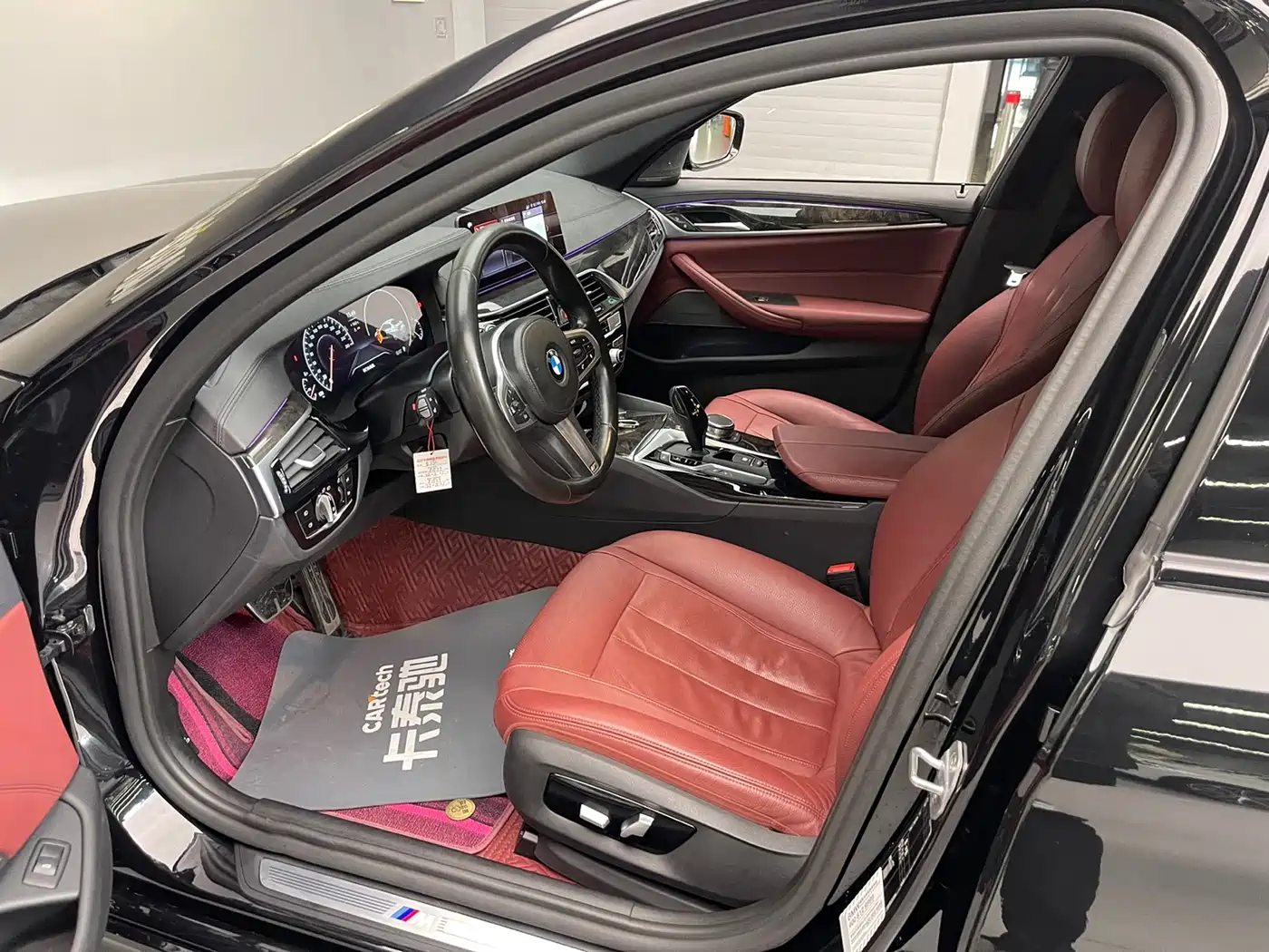 BMW 5 Series 2019 530Li Premium M Sport Package фото 10
