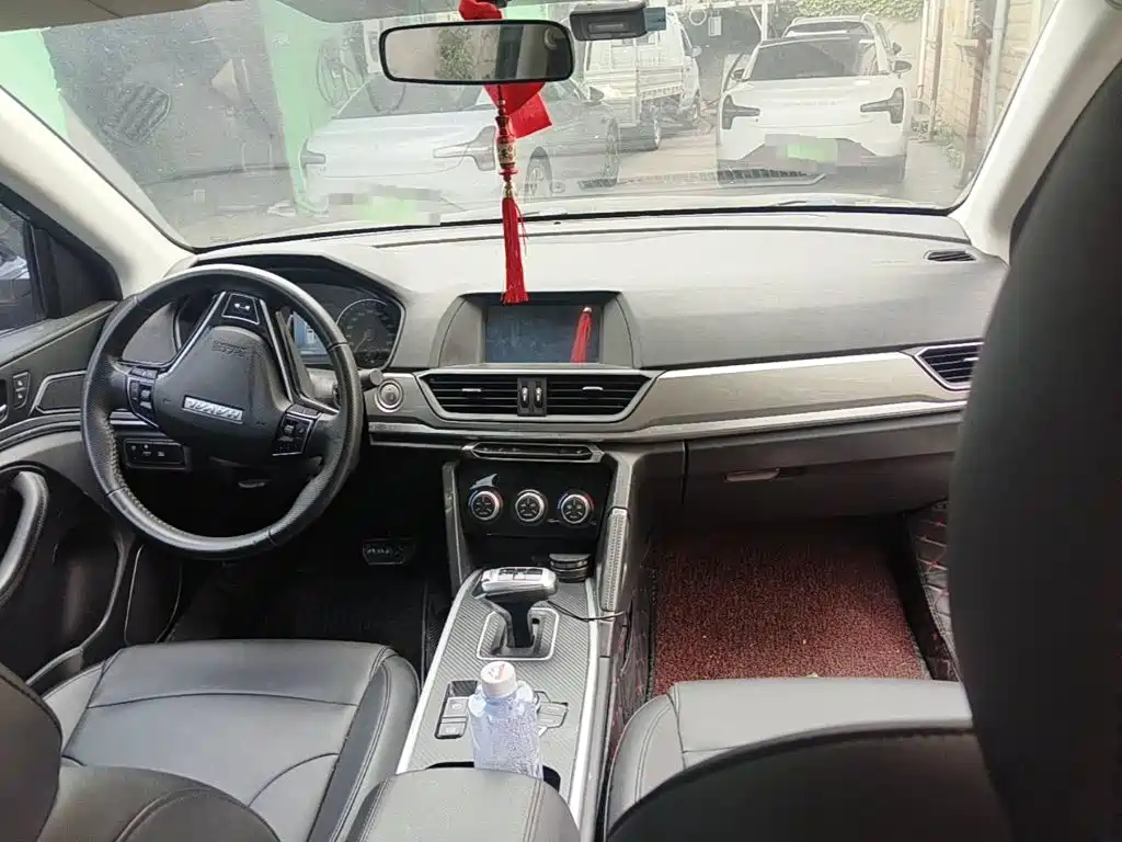 Фото 12 - Haval H6