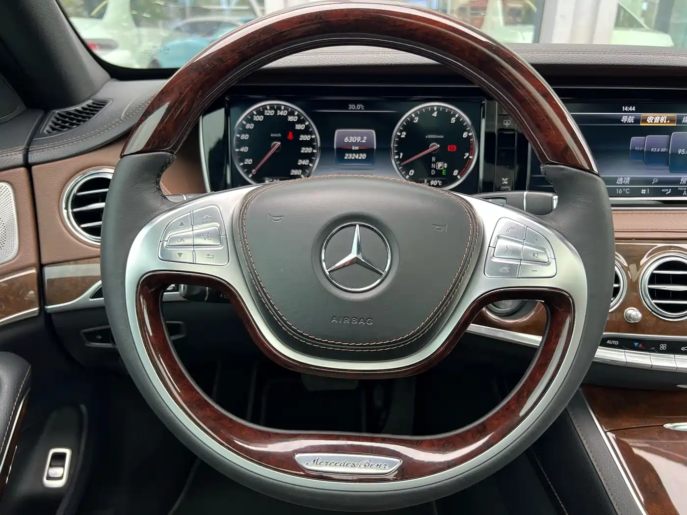 Mercedes-Benz S-Class 2017 S 400 L фото 25