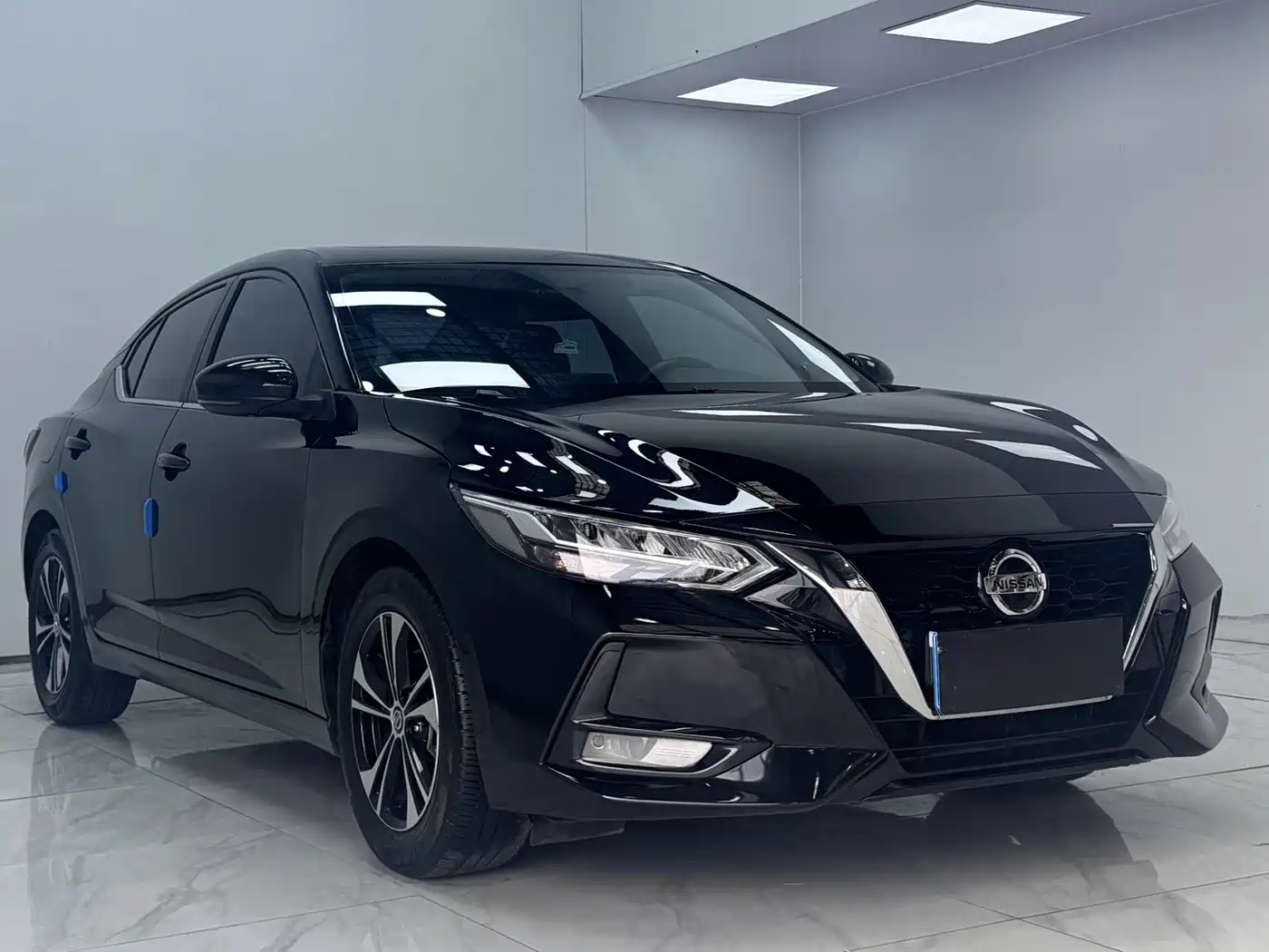 Nissan SYLPHY, миниатюра 3