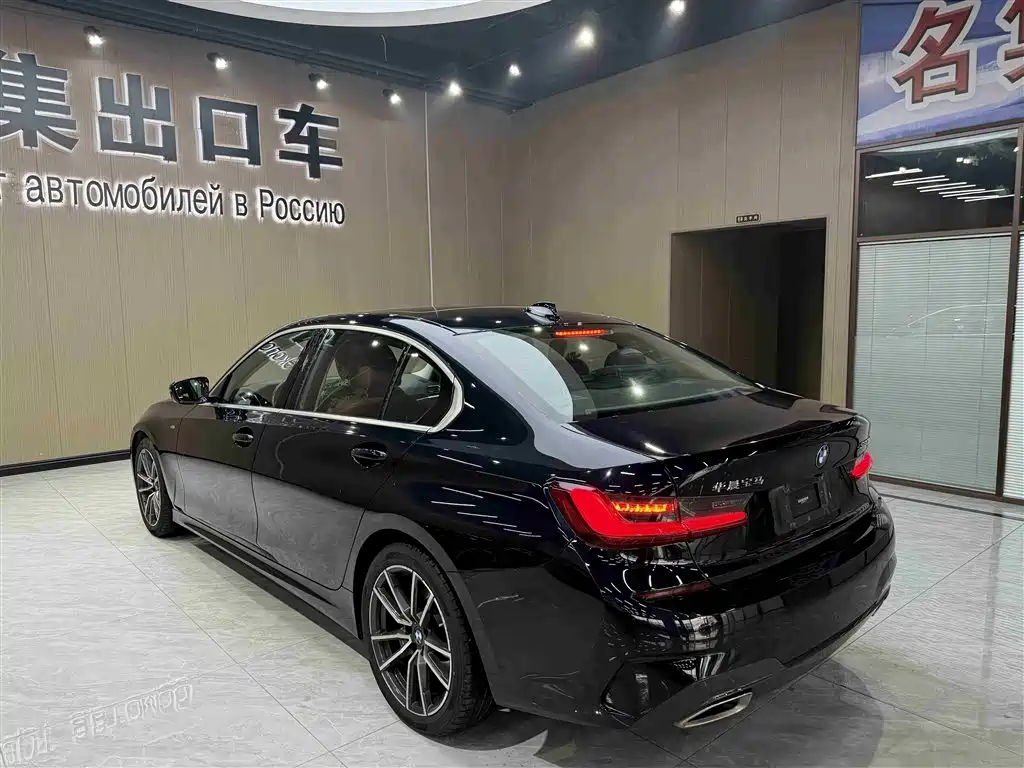 BMW 3 Series 2022 320Li M Sport Package фото 6