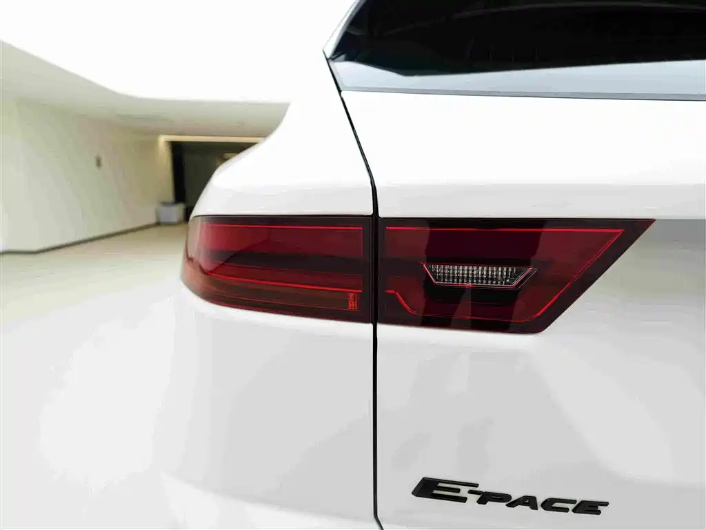 Jaguar E-PACE 2024 2024 Gloss Black Sport Edition R-DYNAMIC SE BLACK