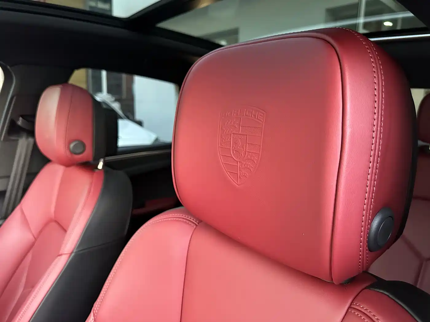 Porsche Macan 2022 Macan 2.0T фото 24