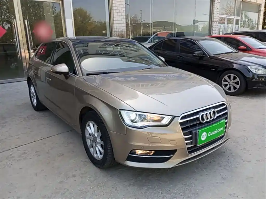 Audi A3 2016 Sportback 35 TFSI Leadership фото 4