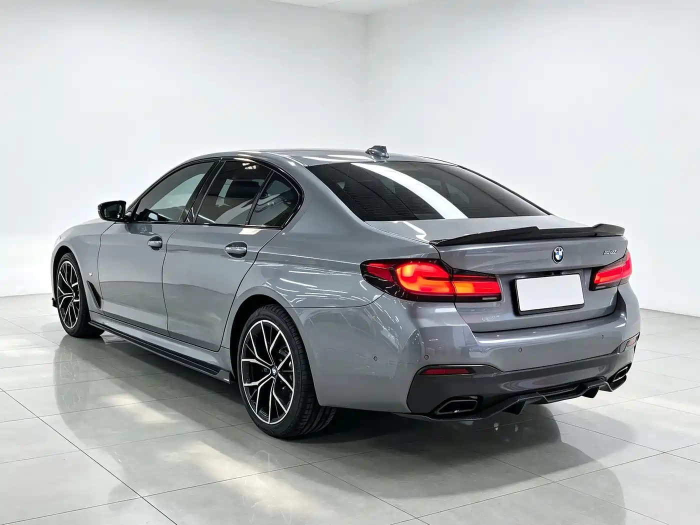 BMW 5 Series (Import) 2023 2022 Model Second Facelift 540i Style Edition M Sport Package