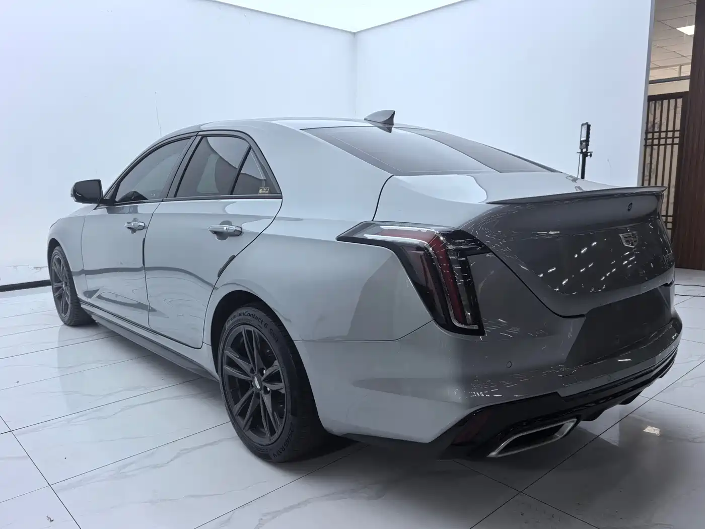 CADILLAC GT4