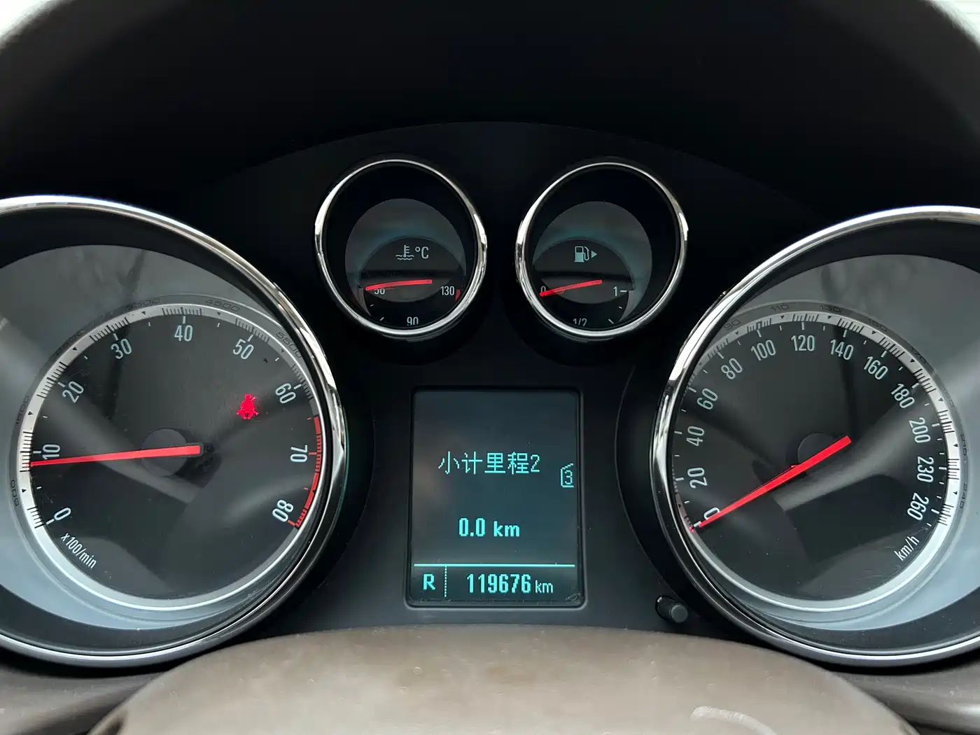Buick Regal 2015 2.0L Leading Fashion Model фото 6