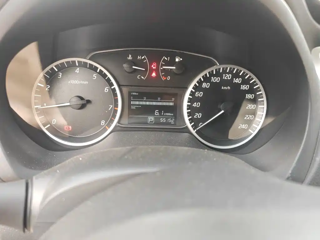Nissan SYLPHY, миниатюра 5