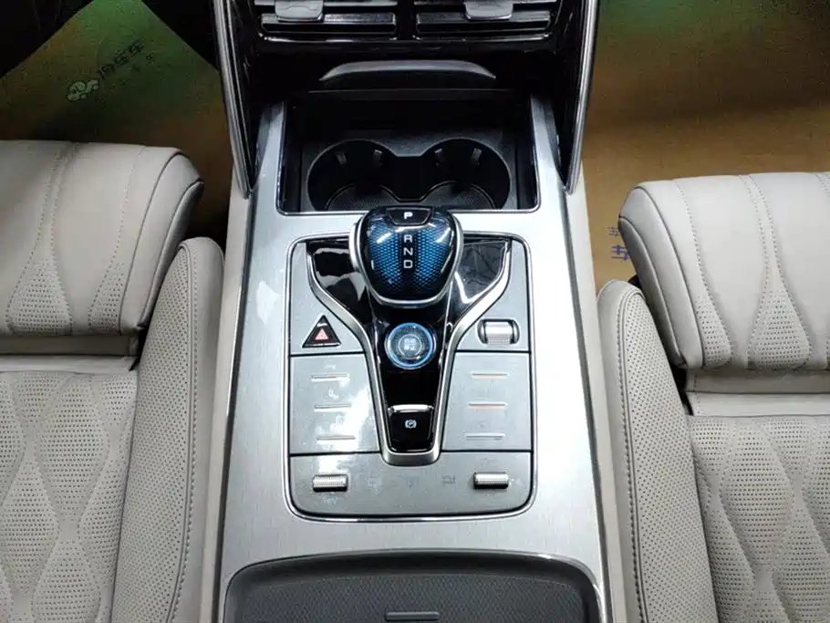 BYD Tang New Energy 2024 DM-p Glory Edition 215KM AWD Flagship фото 16