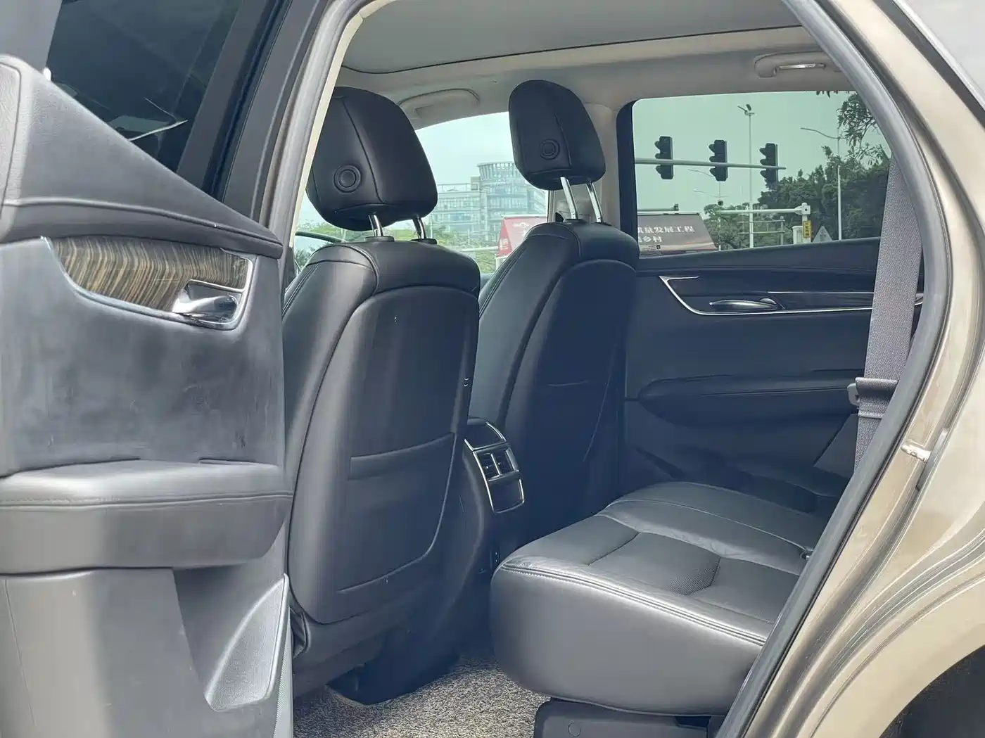 Cadillac XT5 2016 28T AWD Luxury Model фото 8