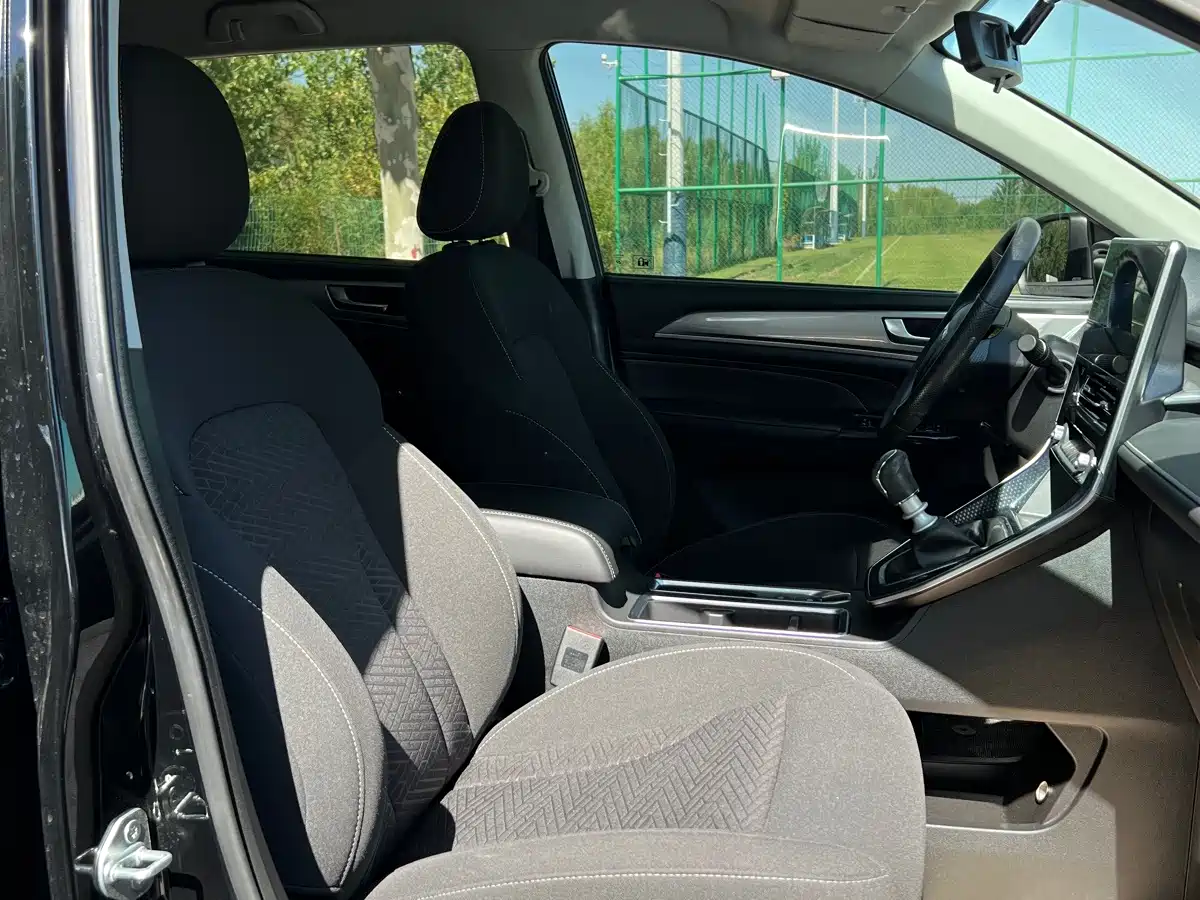 Фото 8 - Haval M6