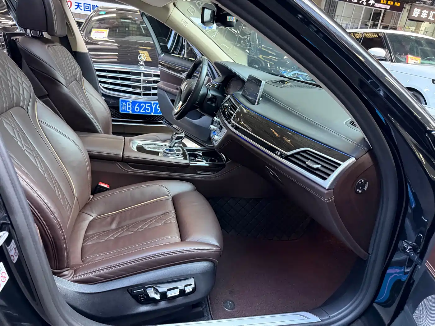 BMW 7 Series, миниатюра 30