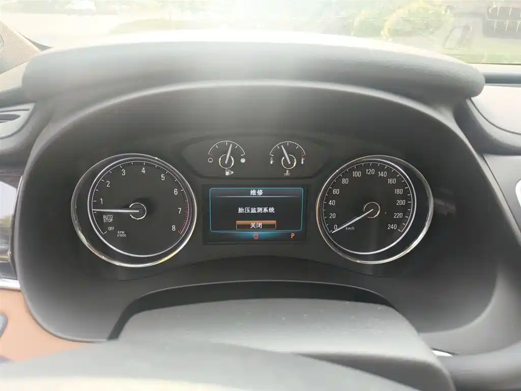 Buick LaCrosse 2016 20T Elite Type фото 8