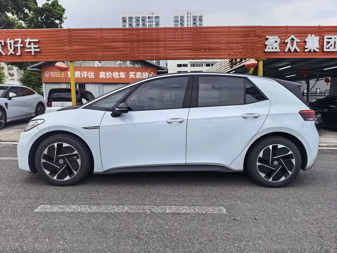 Volkswagen ID.3 2023 Upgraded Pure Intelligence Edition фото 4