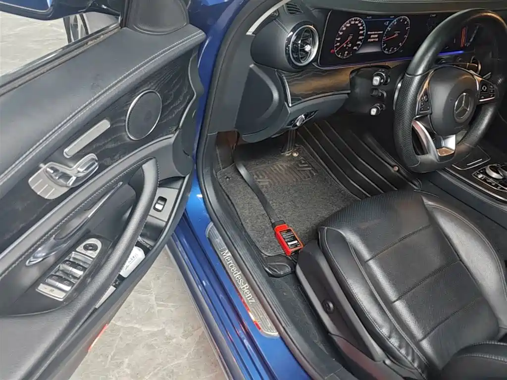 Mercedes-Benz E-Class 2018 Facelift E 300 L Sport Luxury фото 16