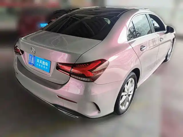 Mercedes-Benz A-Class 2021 A 200 L Sport Sedan Fashion Edition — фото 2