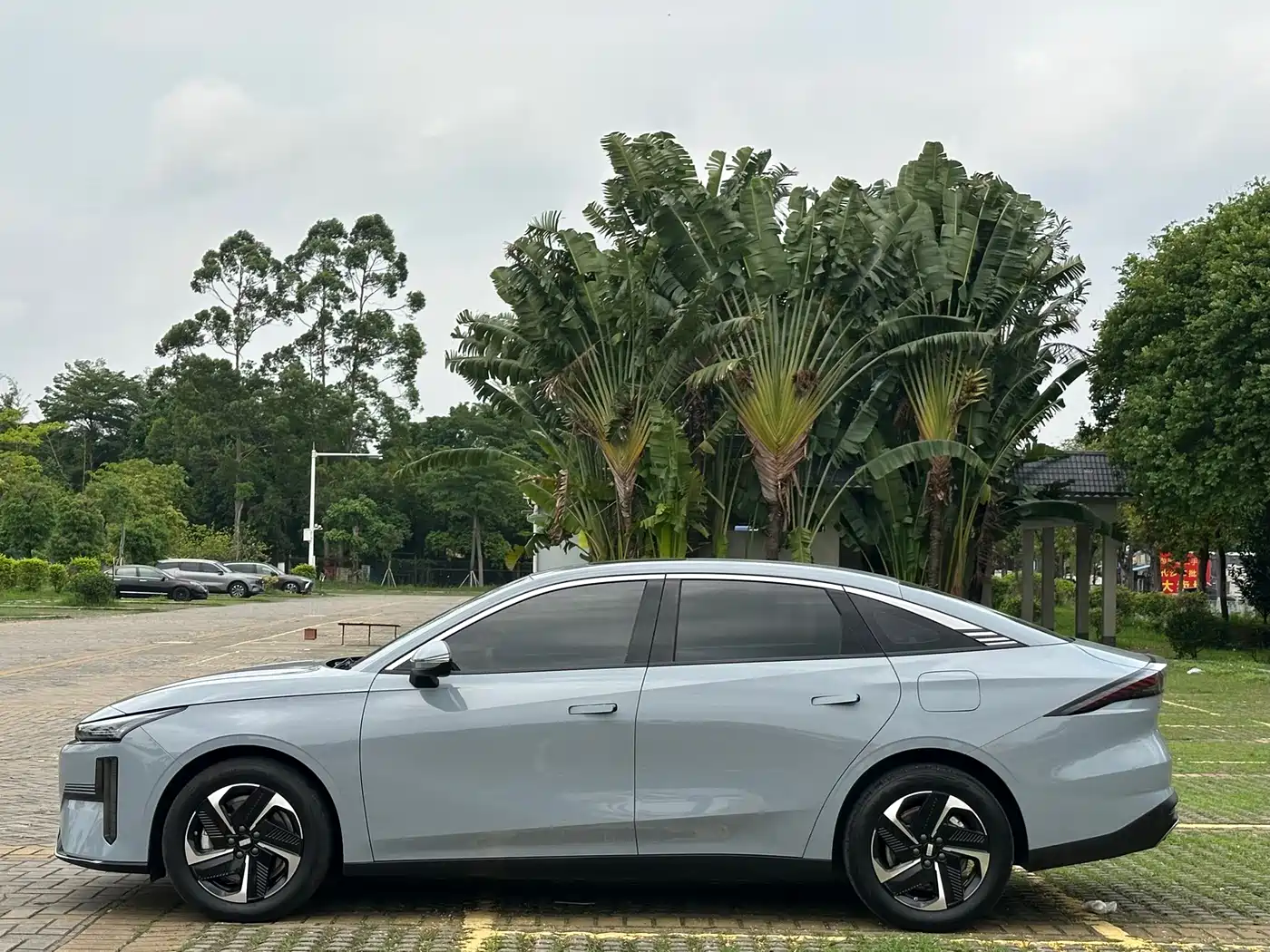 GEELY GALAXY GALAXY L6