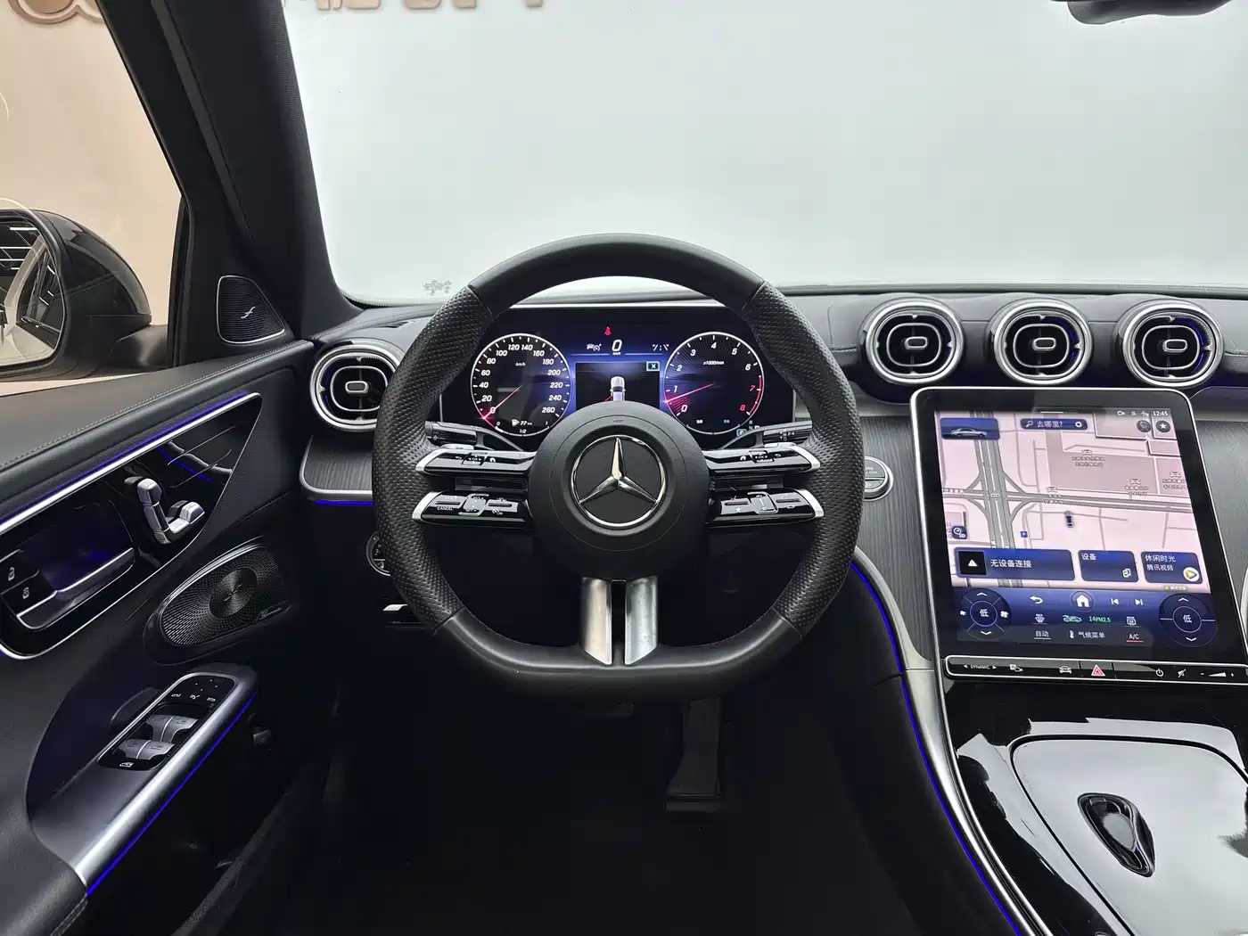 Mercedes-Benz C-Class 2023 C 260 L Night Edition Sport фото 7