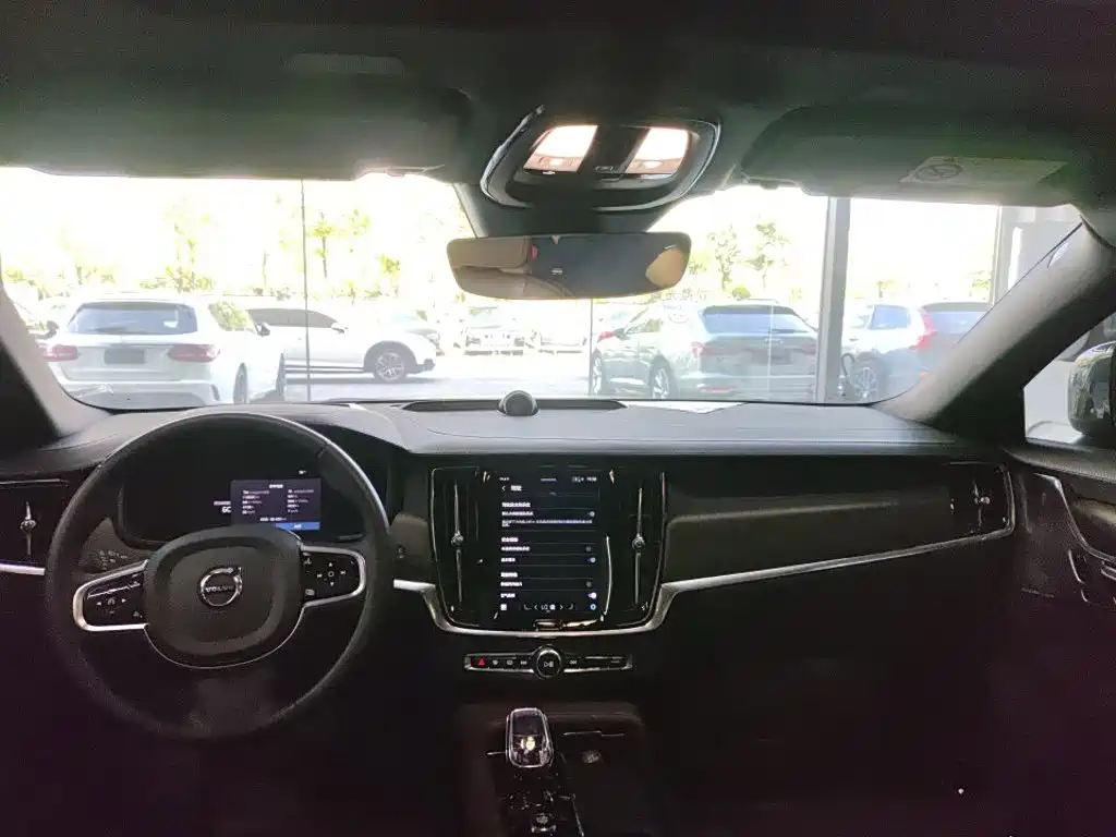 Volvo V90 2023 2023 Cross Country B5 AWD Smart Premium Edition