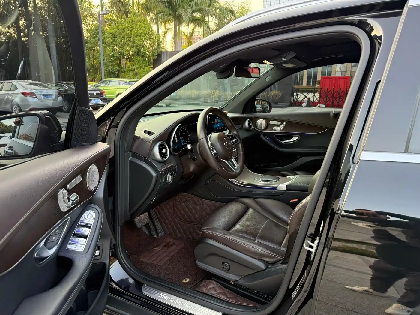 Mercedes-Benz GLC 2022 Model GLC 300 L 4MATIC Dynamic Edition фото 7