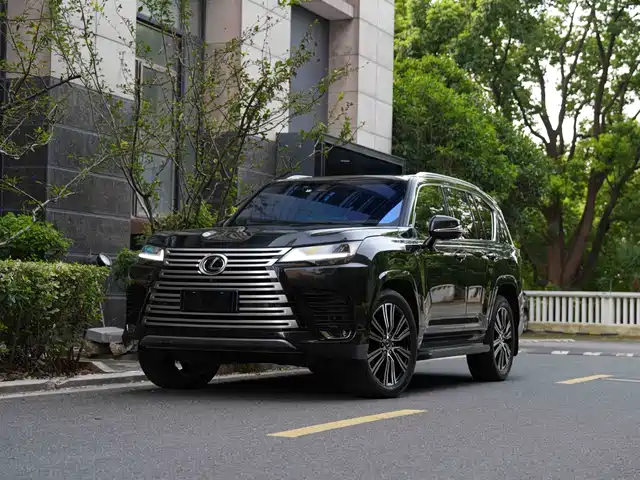 Lexus LX 700h, Ford Territory