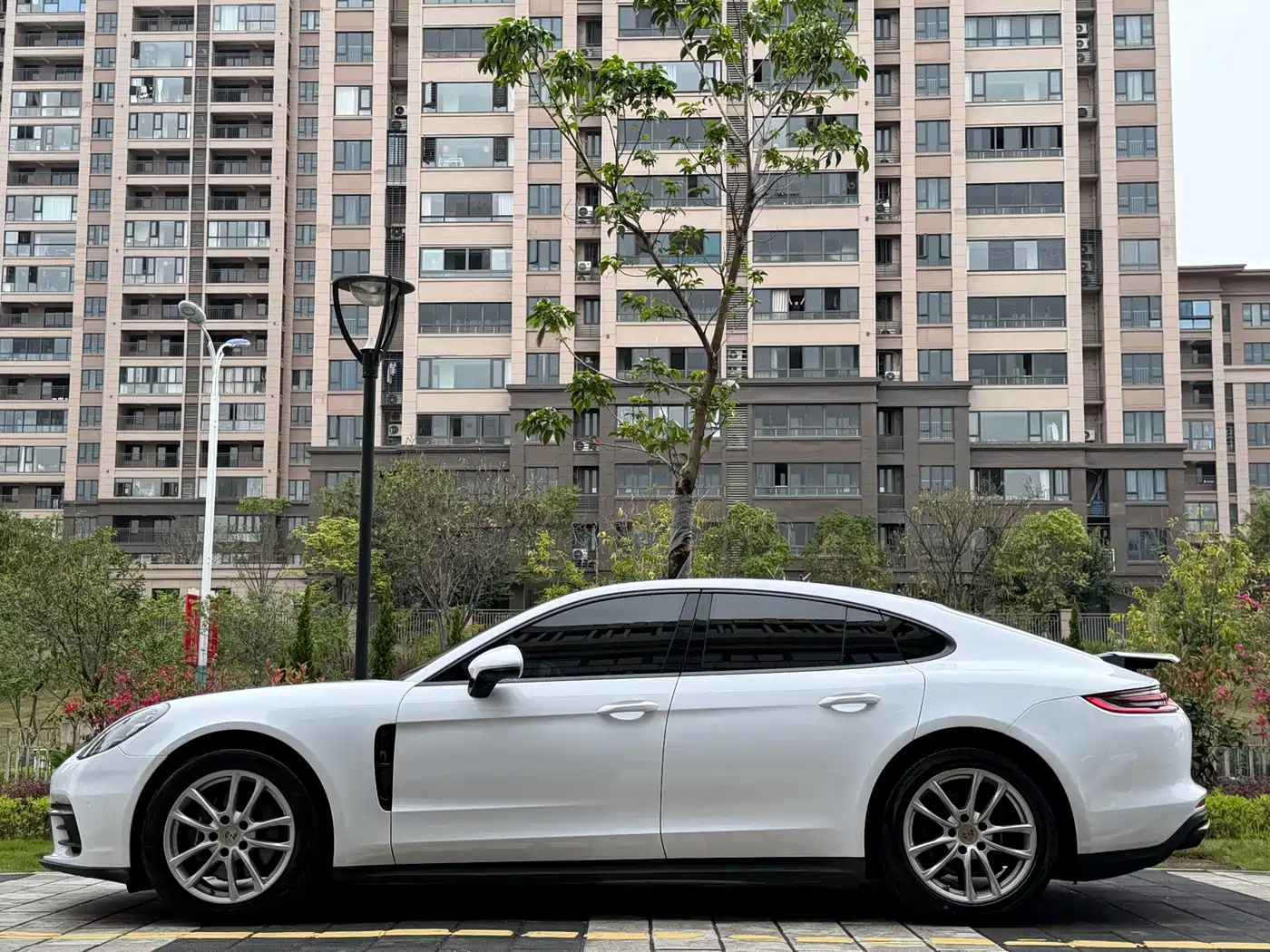 Porsche Panamera 2017 Panamera 3.0T фото 3