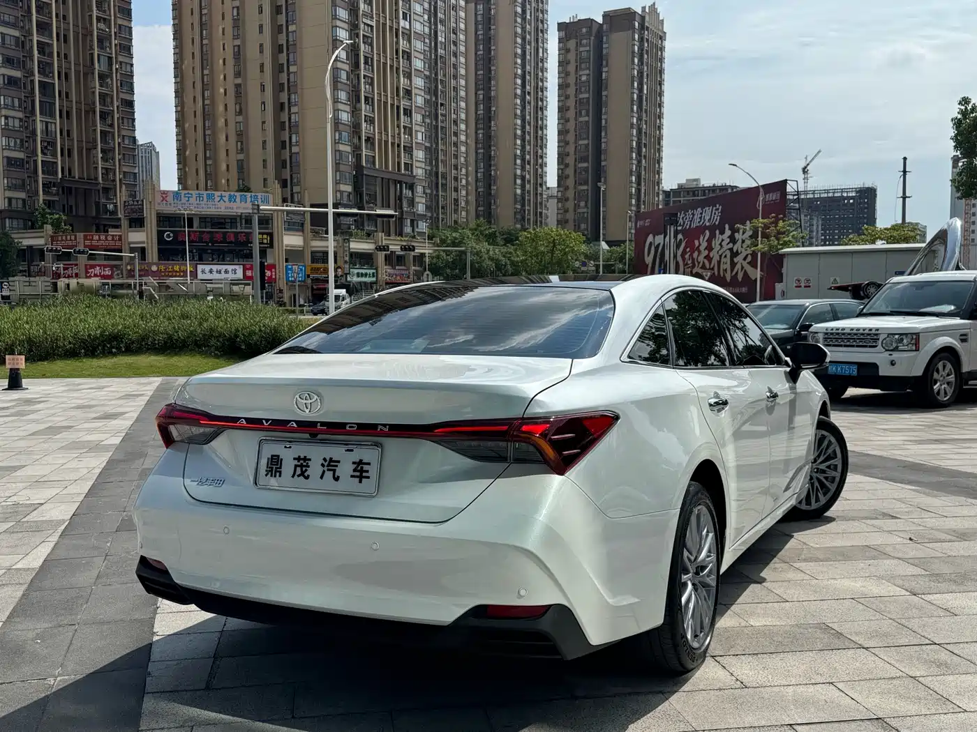 Toyota Avalon 2026