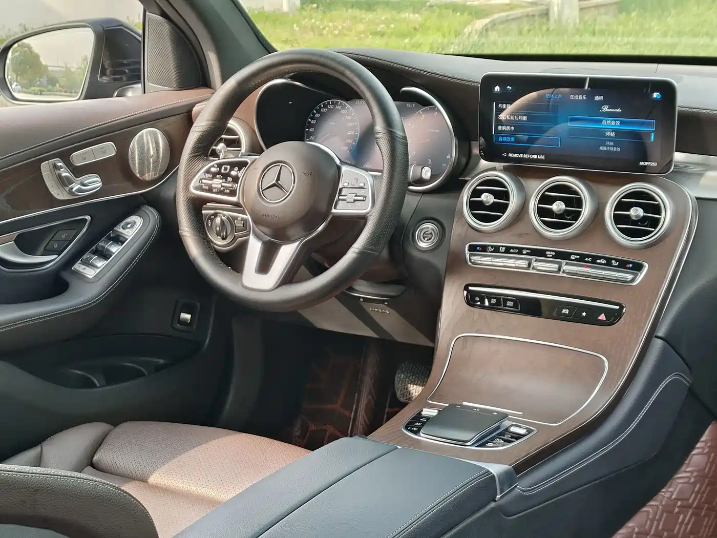 Mercedes-Benz GLC 2022 Model GLC 300 L 4MATIC Dynamic Edition фото 5
