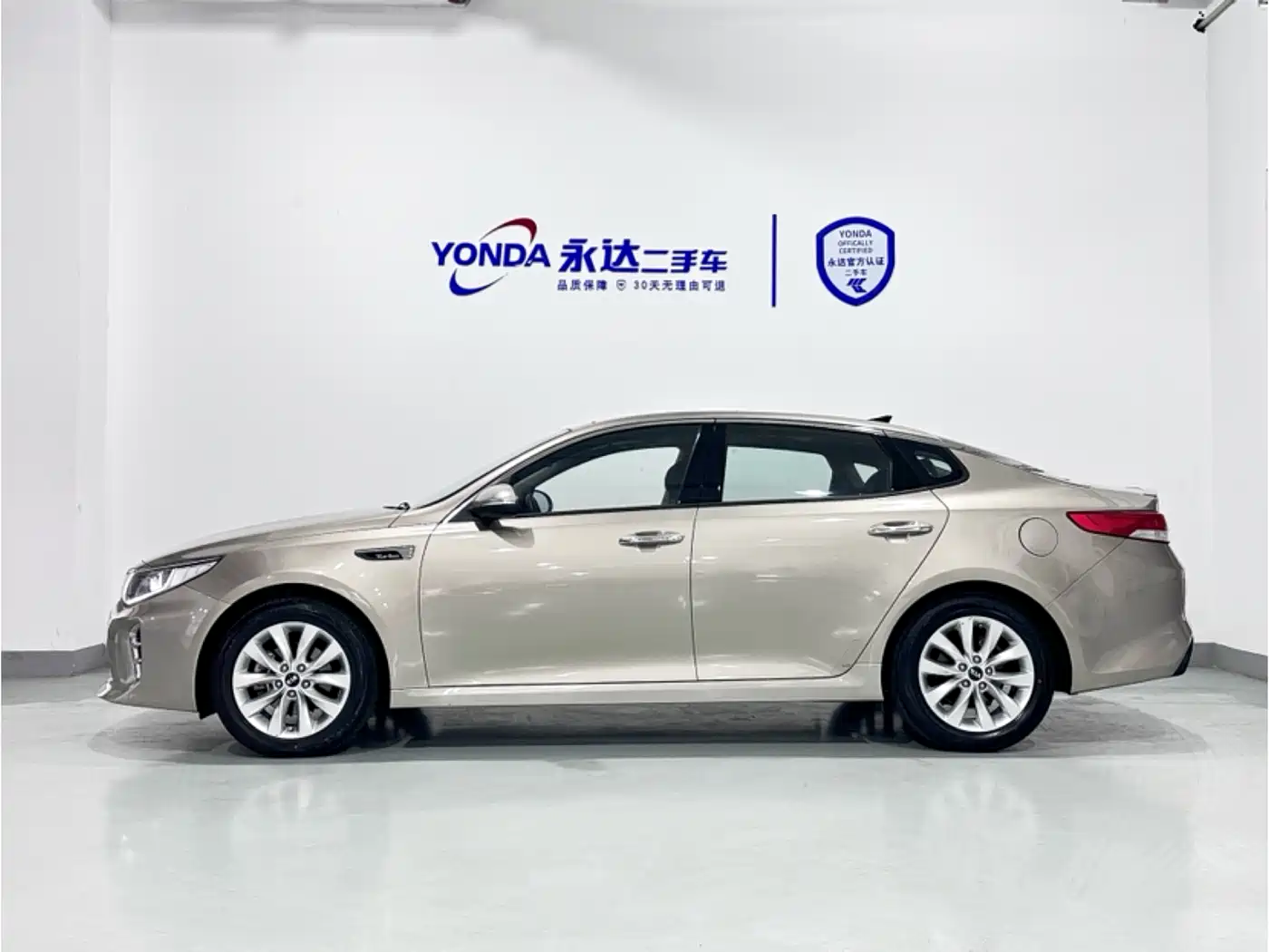 Kia K5 2016 1.6T Automatic LUX фото 2