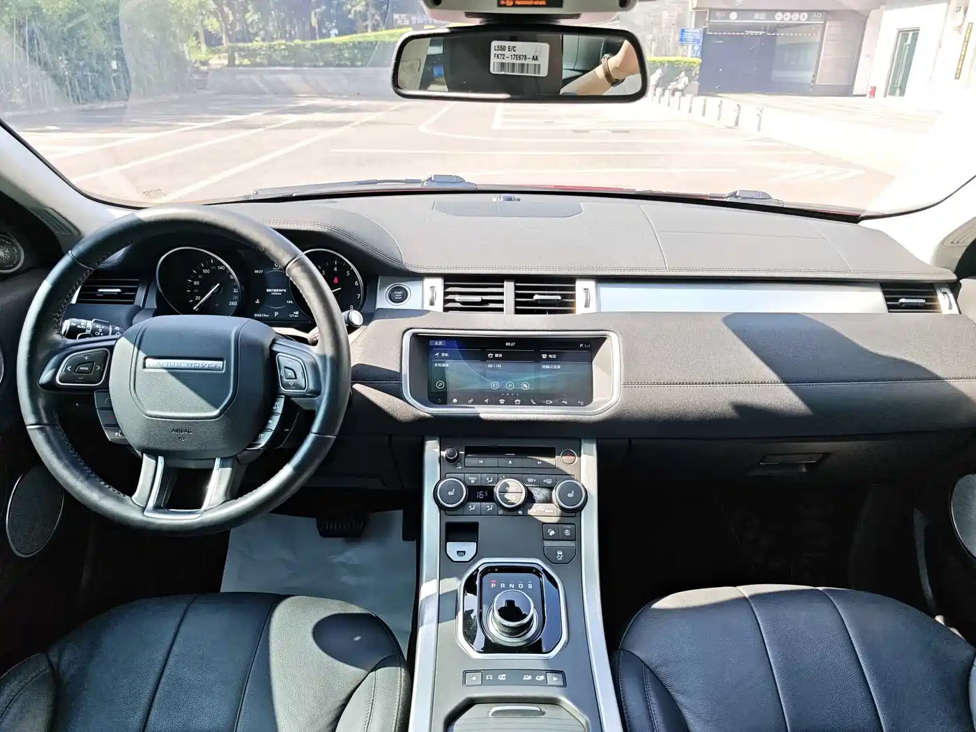 Land Rover Range Rover Evoque 2018 240PS SE Smart Edition фото 7