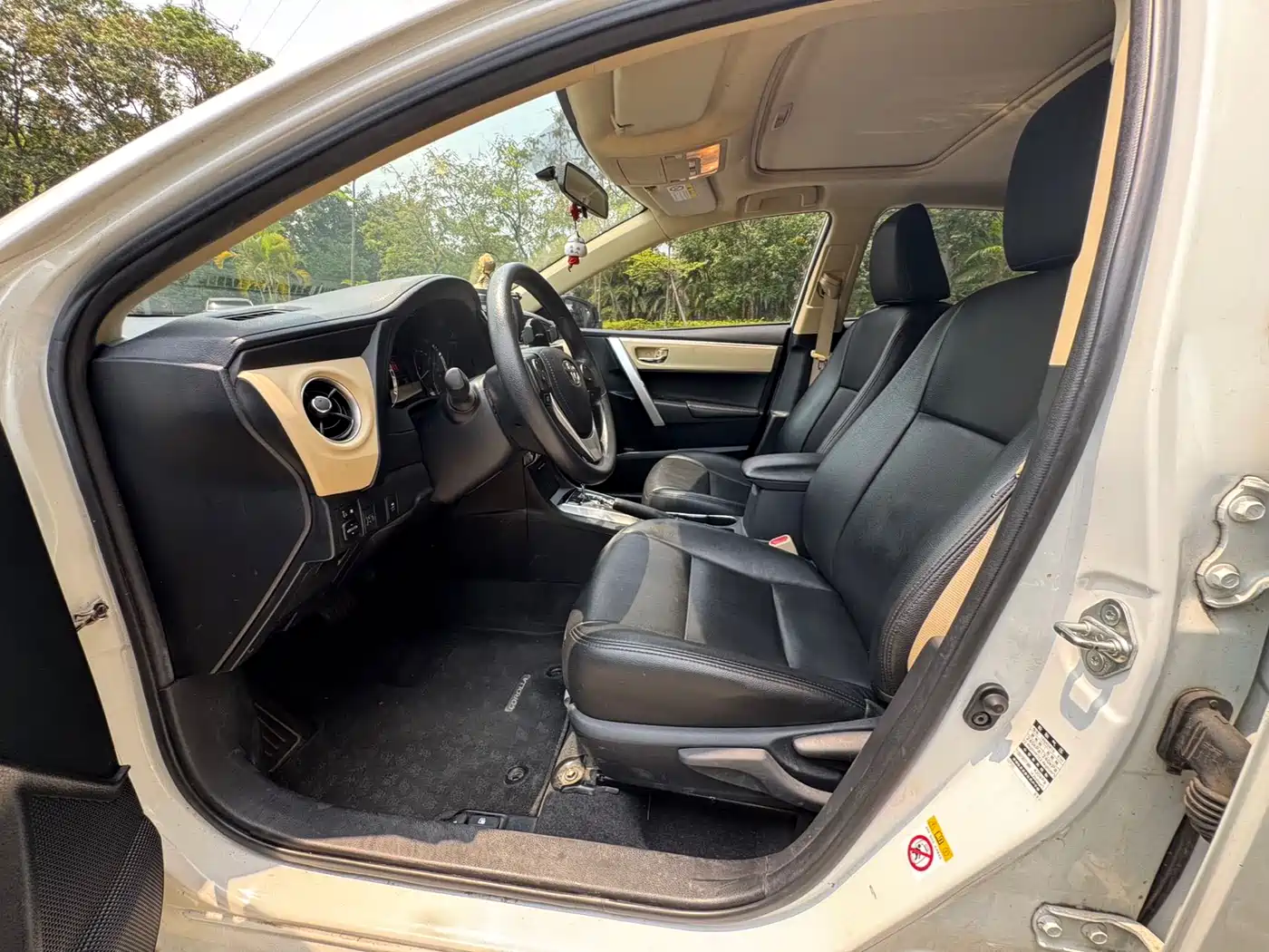 Toyota Corolla 2017 Facelift 1.2T S-CVT GL-i фото 7