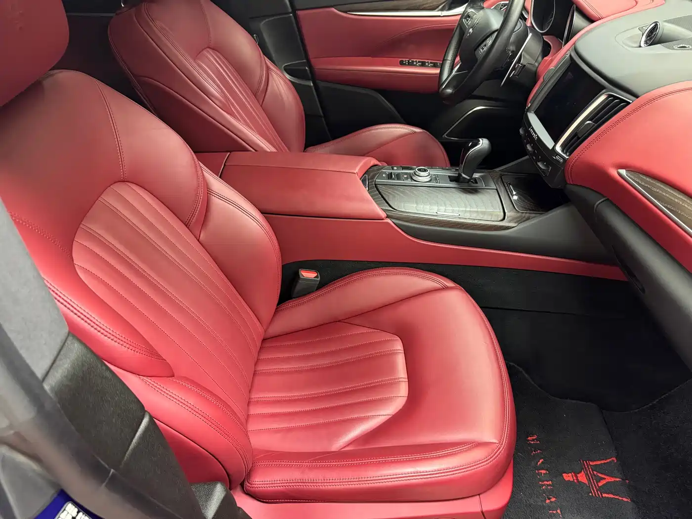 Фото 33 - Maserati Levante
