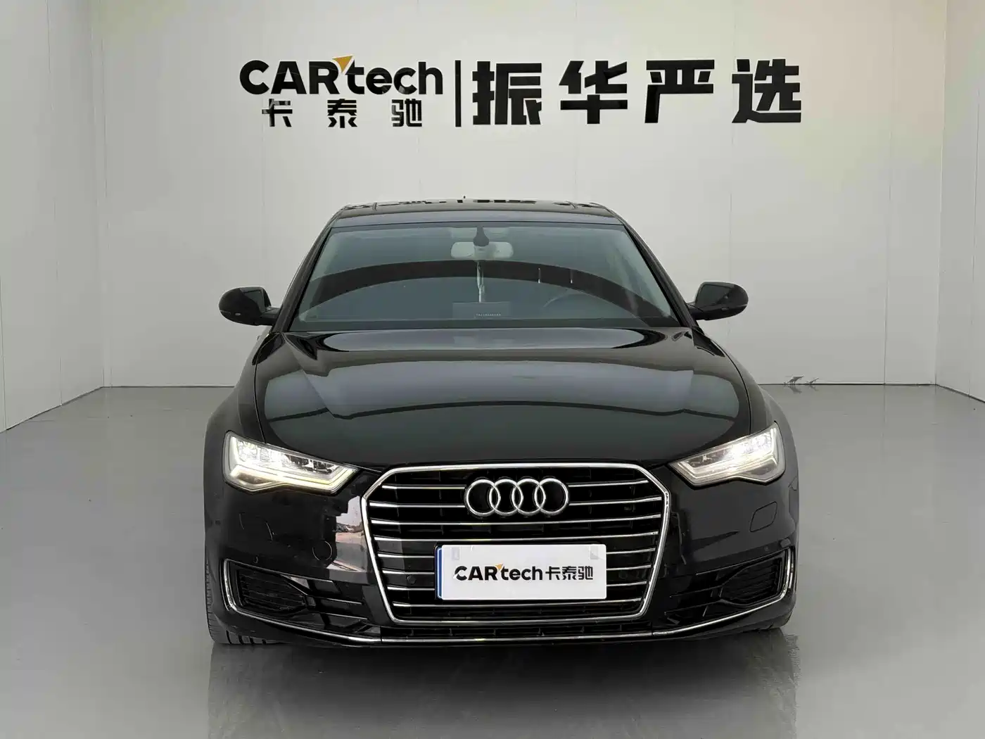 Фото 2 - Audi A6L
