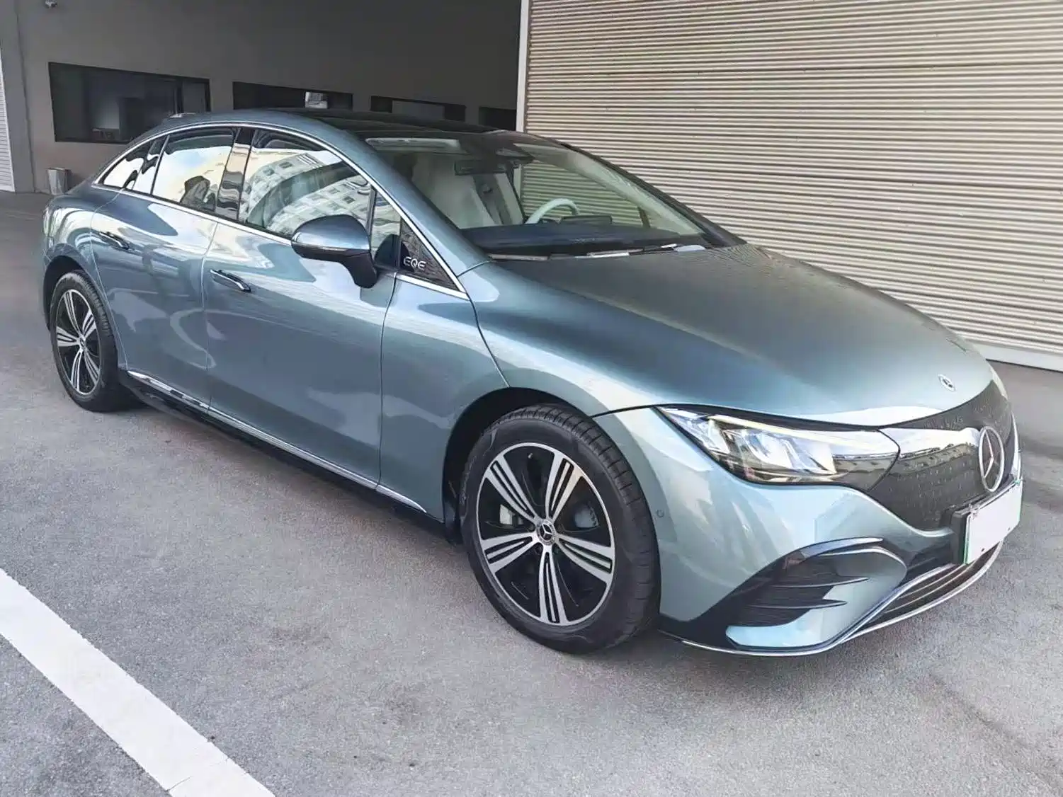 Фото 3 - Mercedes-Benz EQE