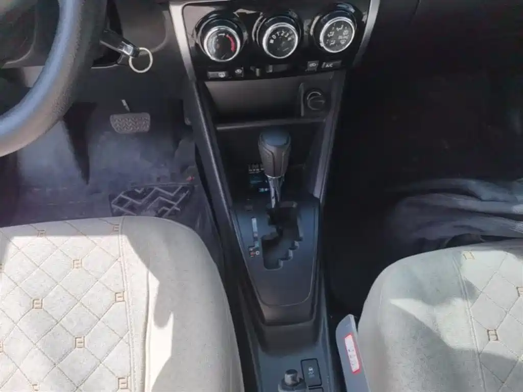 Toyota YARiS L Zhi Xuan 2019 1.5E CVT MeiDong Edition China VI фото 14