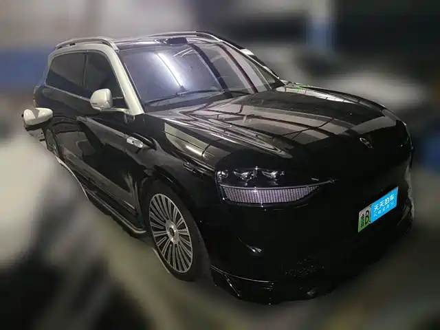 AITO Wenjie AITO M9 2025 Extended Range Ultra 52kWh 6-Seater — фото 3