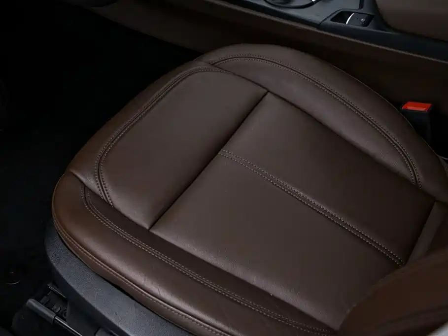 Alfa Romeo Stelvio 2019 2017 2.0T 200HP Luxury Edition