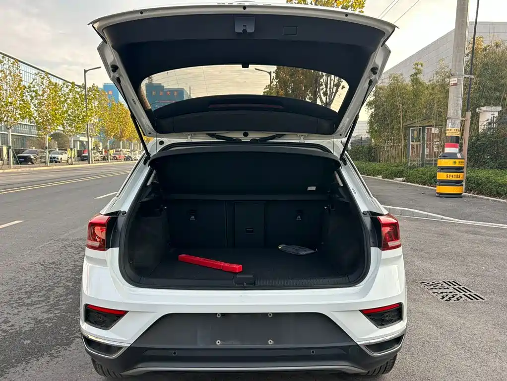Volkswagen T-Roc, миниатюра 21
